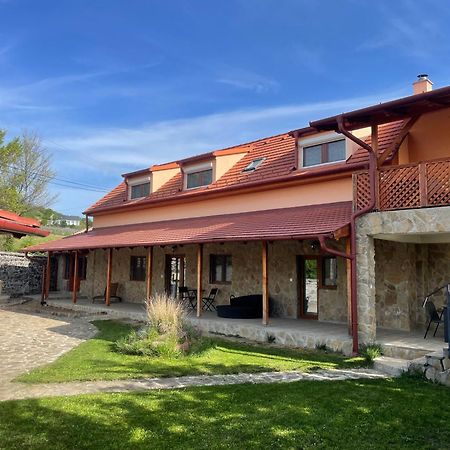 Szoegedi Villa 包道乔尼托毛伊 外观 照片
