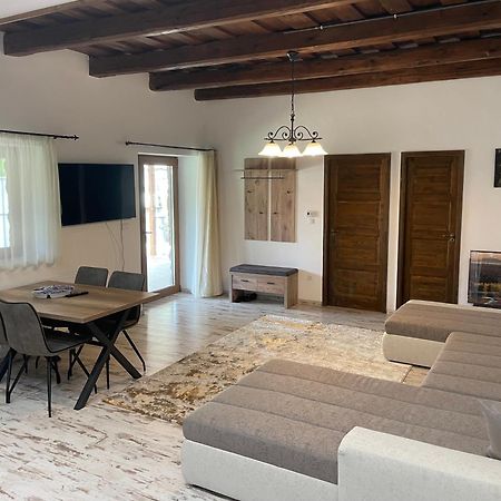 Szoegedi Villa 包道乔尼托毛伊 外观 照片