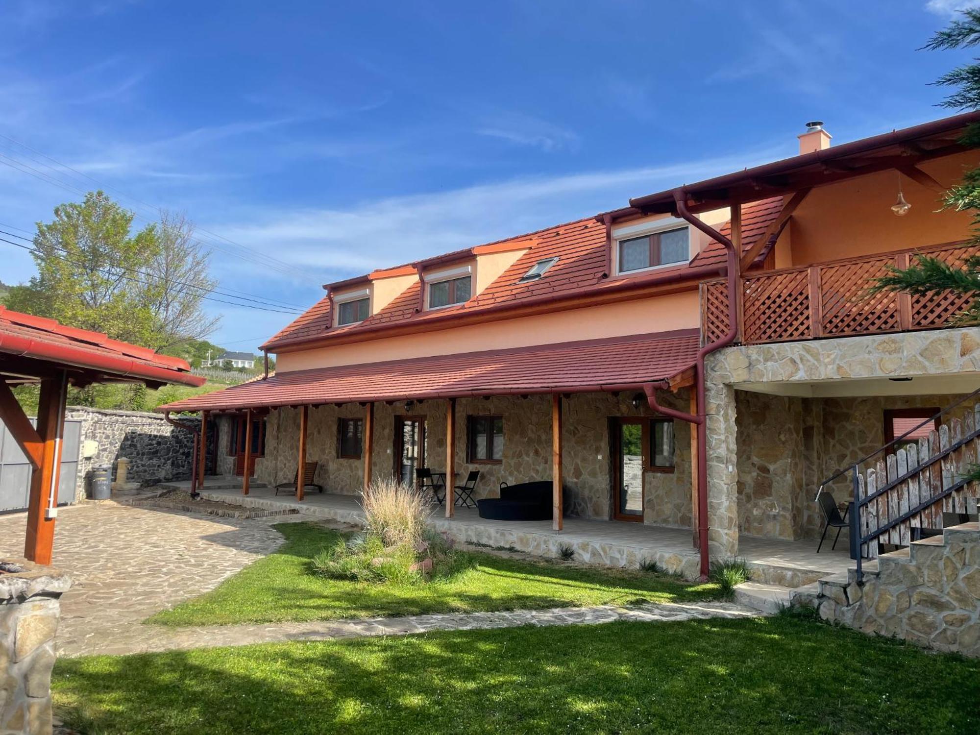 Szoegedi Villa 包道乔尼托毛伊 外观 照片